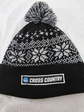 NCAA Cross Country Beanie Pom Pom Black Gray Fair Isle Pattern One Size